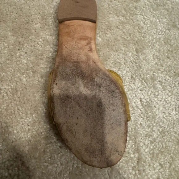 Tod’s Yellow Calf leather mules with double T embroidered - Picture 9 of 9